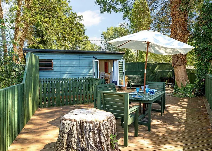 Island Lodge